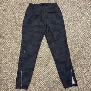 Lululemon Men’s Surge Jogger - Heritage 365 Camo Black Multi sz S 29L